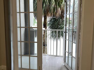 5001 Wiles Road, Coconut Creek, FL 33073