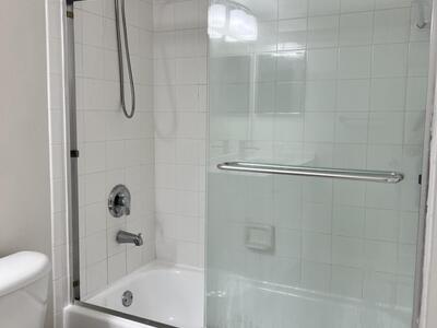 5001 Wiles Road, Coconut Creek, FL 33073