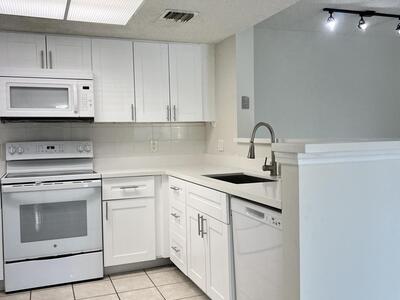 5001 Wiles Road, Coconut Creek, FL 33073