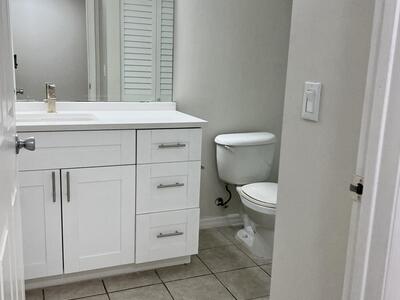 5001 Wiles Road, Coconut Creek, FL 33073