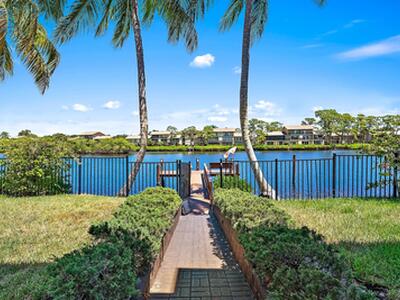 18669 SE Palm Island Lane, Jupiter, FL 33458