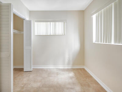 300 80th Street, Miami Beach, FL 33141