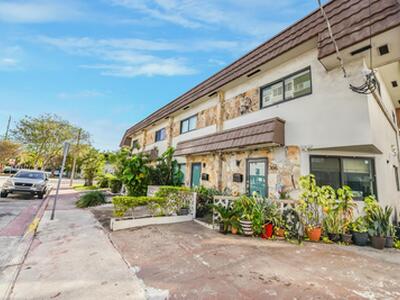 300 80th Street, Miami Beach, FL 33141