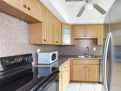 300 80th Street, Miami Beach, FL 33141