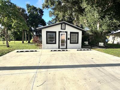 206 SW 3rd Street, Okeechobee, FL 34974