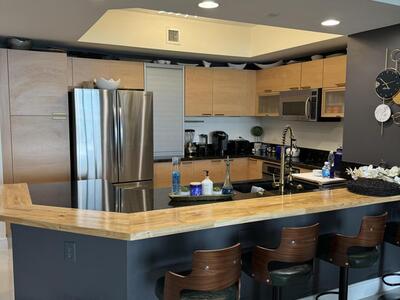 2650 Lake Shore Drive, Riviera Beach, FL 33404