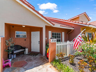 318 SE 23rd Avenue, Boynton Beach, FL 33435