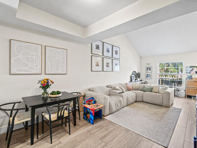 318 SE 23rd Avenue, Boynton Beach, FL 33435