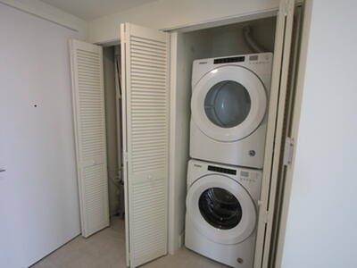 2000 Metropica Way, Sunrise, FL 33323