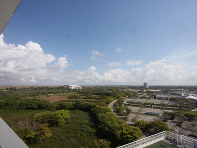 2000 Metropica Way, Sunrise, FL 33323