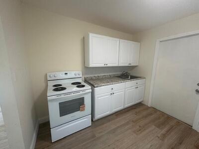 512 N 27th Street, Fort Pierce, FL 34950