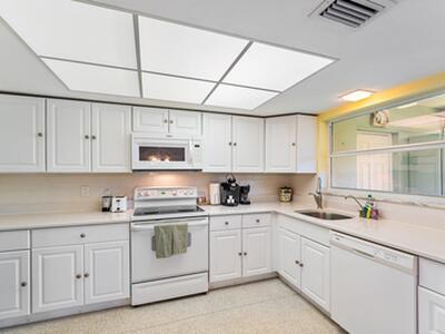 3115 Park Avenue, Singer Island, FL 33404