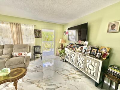 166 Sheffield G, West Palm Beach, FL 33417