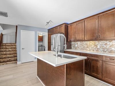 624 6th Way, West Palm Beach, FL 33407