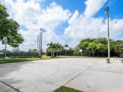 624 6th Way, West Palm Beach, FL 33407