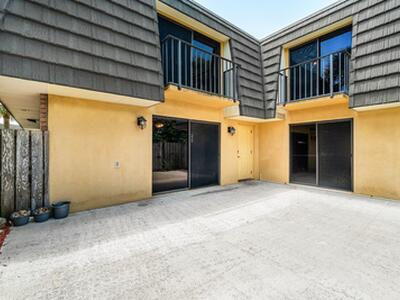 624 6th Way, West Palm Beach, FL 33407