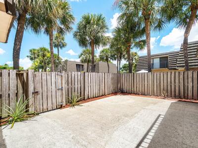 624 6th Way, West Palm Beach, FL 33407