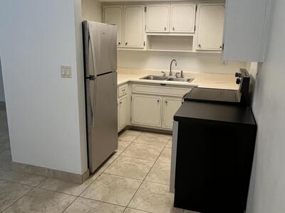 3220 NE 10th Street, Pompano Beach, FL 33062