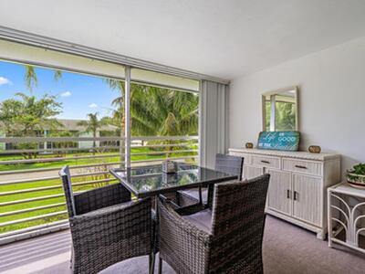 6 Garden Street, Tequesta, FL 33469