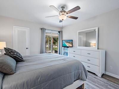 6 Garden Street, Tequesta, FL 33469