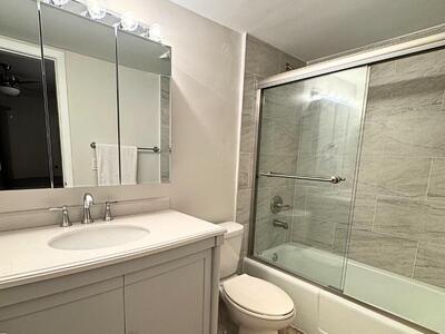 6 Garden Street, Tequesta, FL 33469