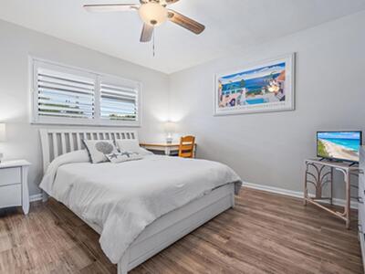 6 Garden Street, Tequesta, FL 33469