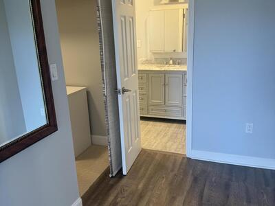 4 Greenway Village N, Royal Palm Beach, FL 33411