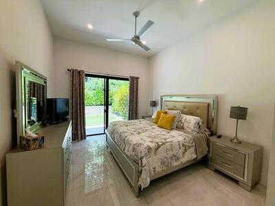 2523 Oceanview Avenue E, Delray Beach, FL 33444