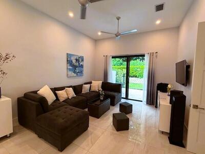 2523 Oceanview Avenue E, Delray Beach, FL 33444