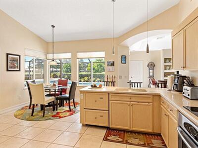 212 SW Whitewood Drive, Port Saint Lucie, FL 34953