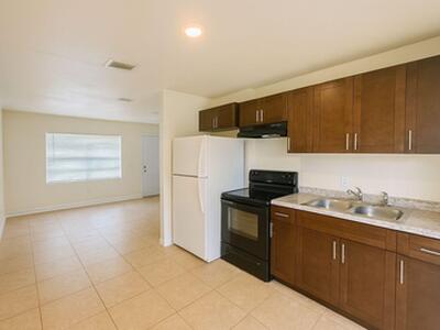 908 Mccray Court, Fort Pierce, FL 34950