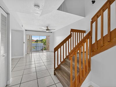 3239 NW 44th Street, Oakland Park, FL 33309