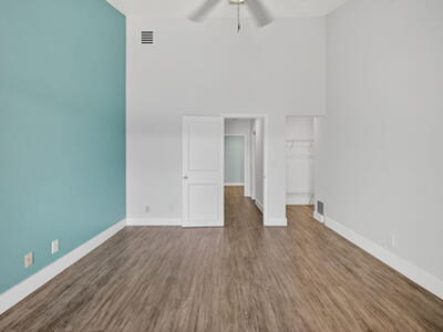 3239 NW 44th Street, Oakland Park, FL 33309