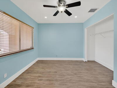 3239 NW 44th Street, Oakland Park, FL 33309