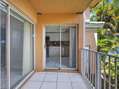 3239 NW 44th Street, Oakland Park, FL 33309