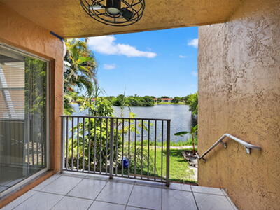 3239 NW 44th Street, Oakland Park, FL 33309