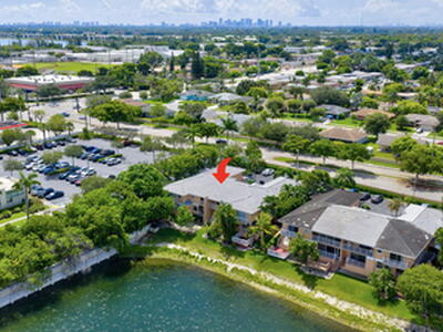 3239 NW 44th Street, Oakland Park, FL 33309