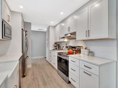 502 SW 28th Avenue, Boynton Beach, FL 33435