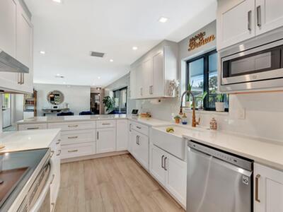 502 SW 28th Avenue, Boynton Beach, FL 33435