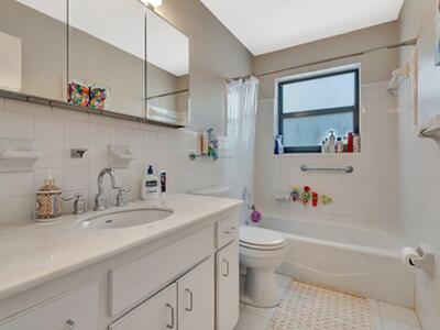 502 SW 28th Avenue, Boynton Beach, FL 33435