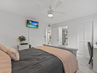 15449 Lakes Of Delray Boulevard, Delray Beach, FL 33484