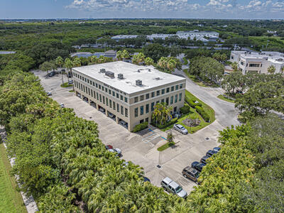 3755 37th Terrace, Vero Beach, FL 32960