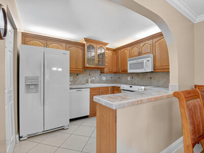 426 Pine Glen A1 Lane, Greenacres, FL 33463