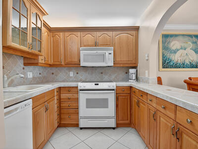 426 Pine Glen A1 Lane, Greenacres, FL 33463