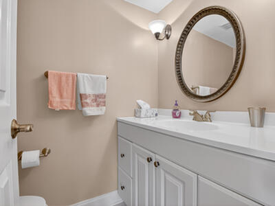 426 Pine Glen A1 Lane, Greenacres, FL 33463