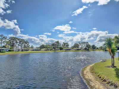 426 Pine Glen A1 Lane, Greenacres, FL 33463