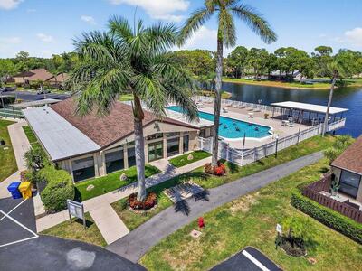 426 Pine Glen A1 Lane, Greenacres, FL 33463