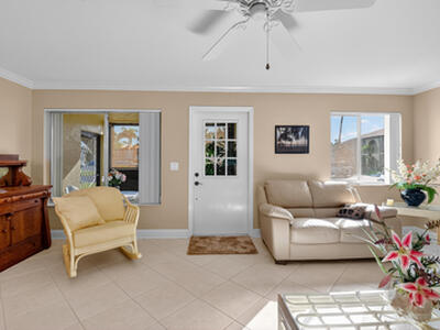 426 Pine Glen A1 Lane, Greenacres, FL 33463