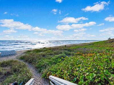 96 Aqua Ra Drive, Jensen Beach, FL 34957