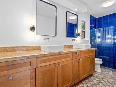 517 29th Street E, West Palm Beach, FL 33407